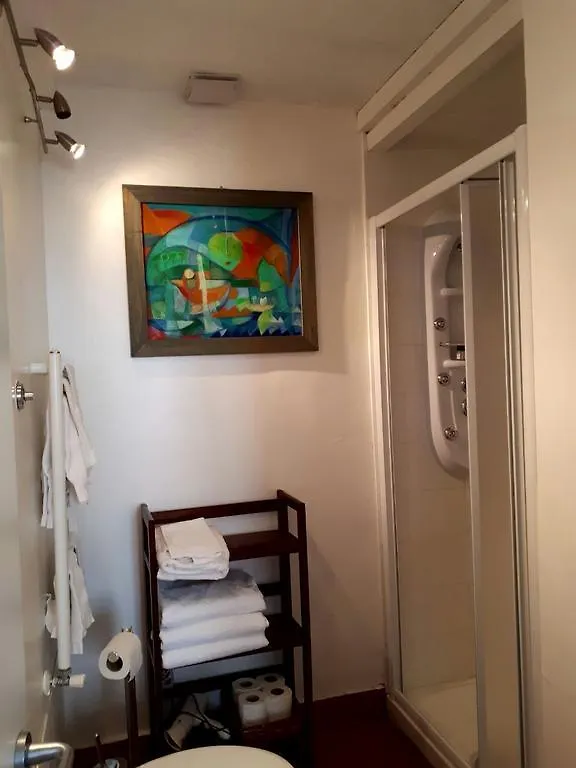 Konukevi Lucretia House Otel Floransa